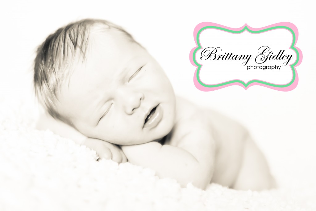 Newborn Session Cleveland | Brittany Gidley Photography LLC Newborn Session Cleveland | Brittany Gidley Photography LLC