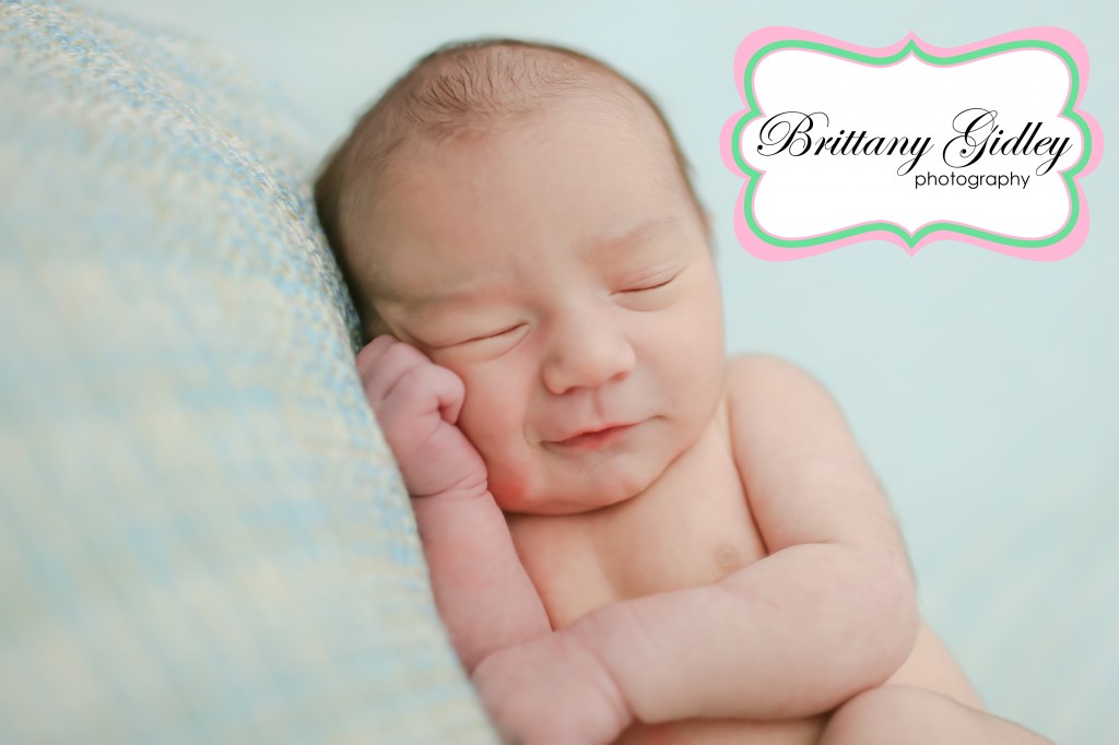 Award Winning Newborn Photographer | Brittany Gidley Photography LLC Award Winning Newborn Photographer | Brittany Gidley Photography LLC