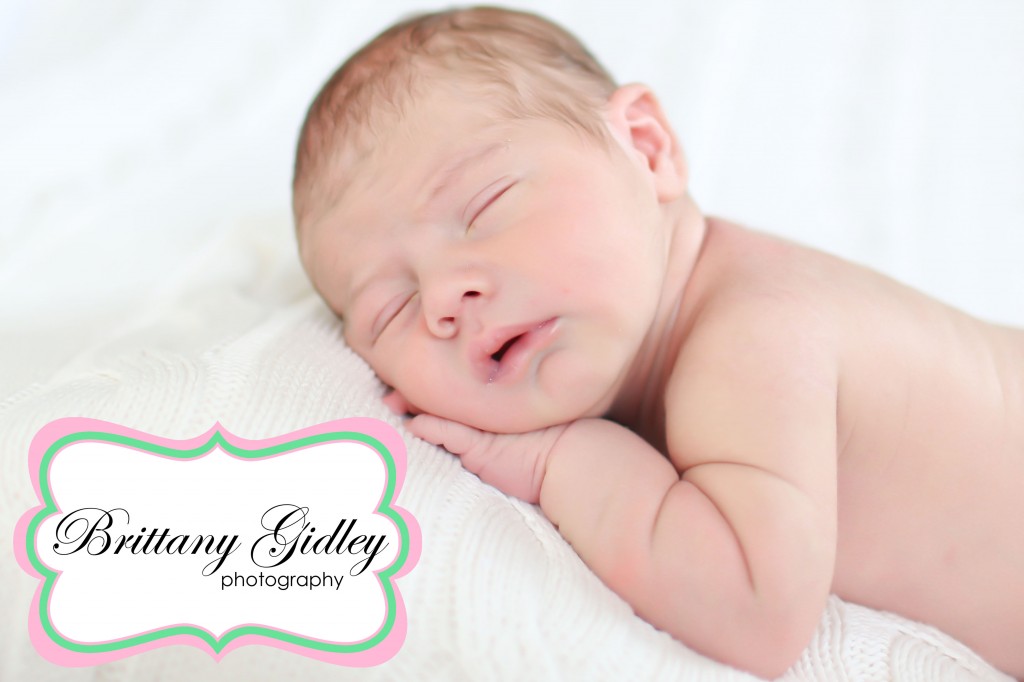 Akron Newborn Photographer | Brittany Gidley Photography LLC Akron Newborn Photographer | Brittany Gidley Photography LLC