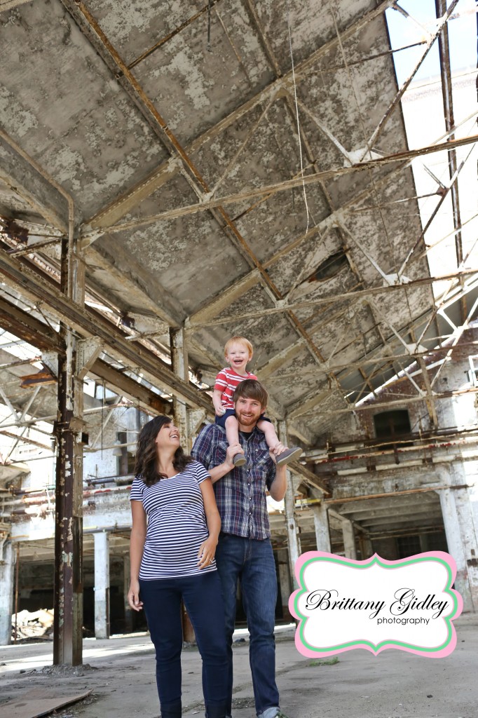 Pregnancy Family Pictures | Brittany Gidley Photography LLC