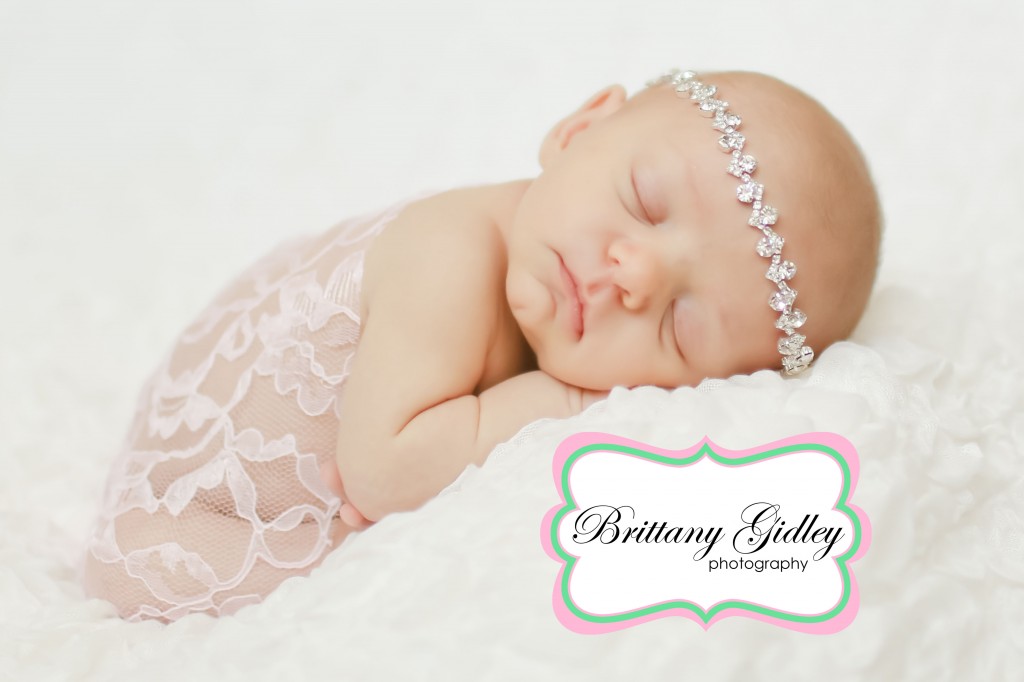 Newborn Poses | Brittany Gidley Photography LLC Newborn Poses | Brittany Gidley Photography LLC