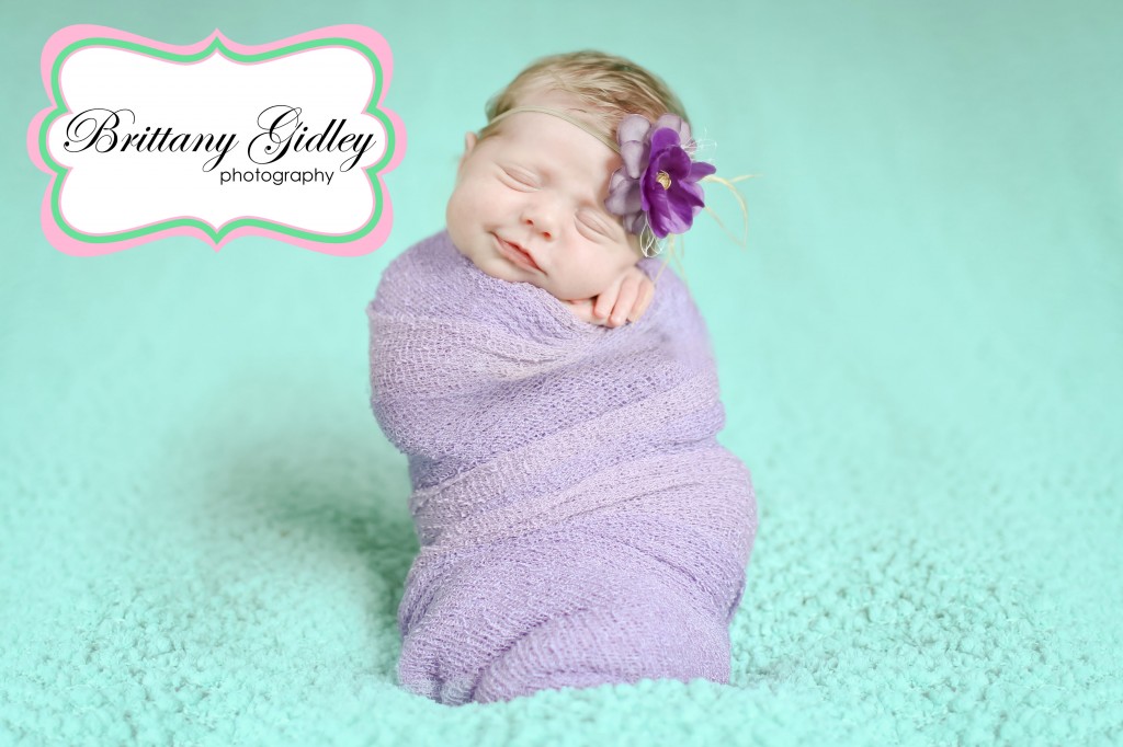 Standing Baby | Best Newborn Poses | Brittany Gidley Photography LLC Standing Baby | Best Newborn Poses | Brittany Gidley Photography LLC