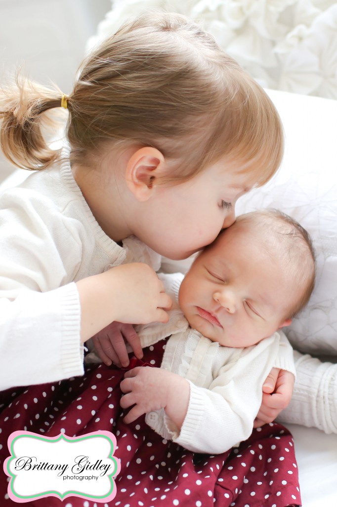Newborn with Sibling | Brittany Gidley Photography LLC Newborn with Sibling | Brittany Gidley Photography LLC
