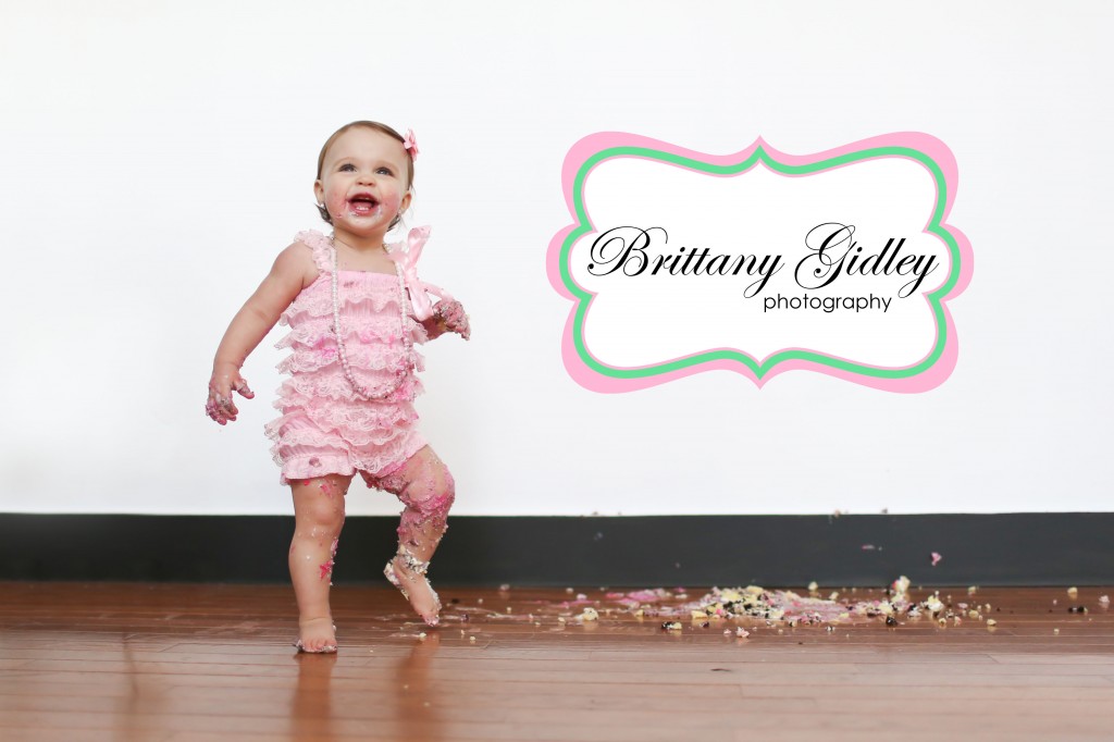 Smash Cake | Brittany Gidley Photography LLC Smash Cake | Brittany Gidley Photography LLC
