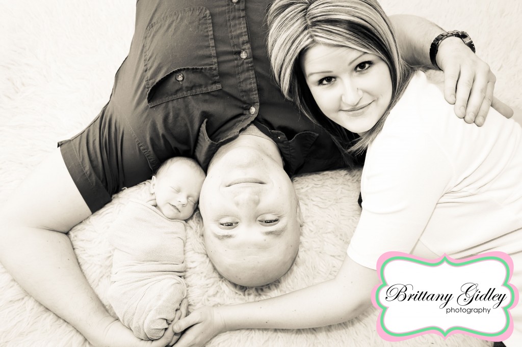Smiling Newborn With Parents | Brittany Gidley Photography LLC Smiling Newborn With Parents | Brittany Gidley Photography LLC