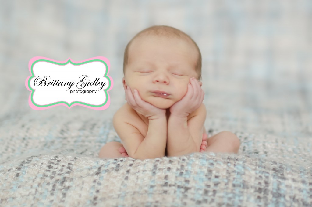 Froggy Pose | Face In Hands | Brittany Gidley Photography LLC