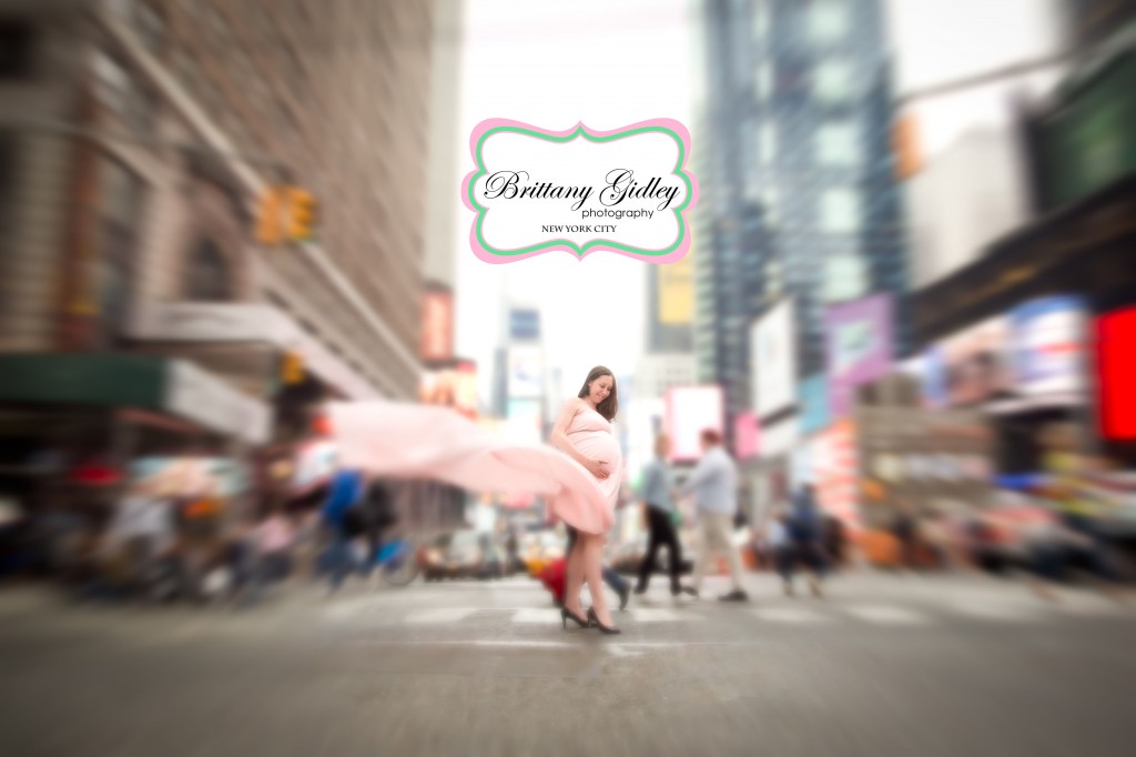 New York City Maternity Photographer | Times Square | Brittany Gidley Photography LLC