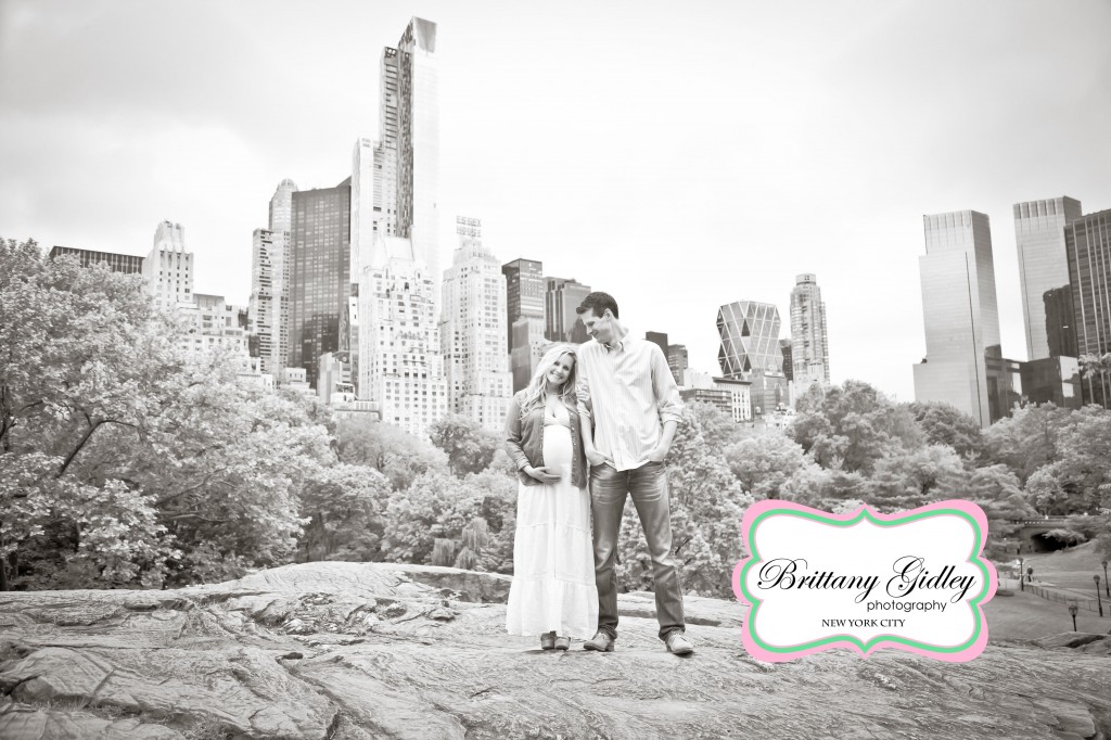 Central Park Pregnancy | NYC | Brittany Gidley Photography LLC