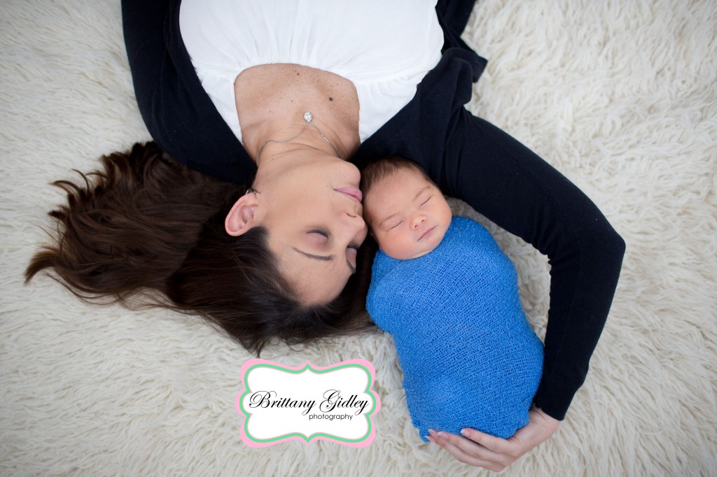 Mommy & Baby Pose | Brittany Gidley Photography LLC