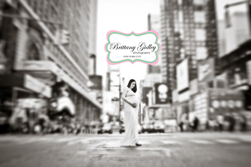 Maternity | New York City | Times Square | Brittany Gidley Photography LLC