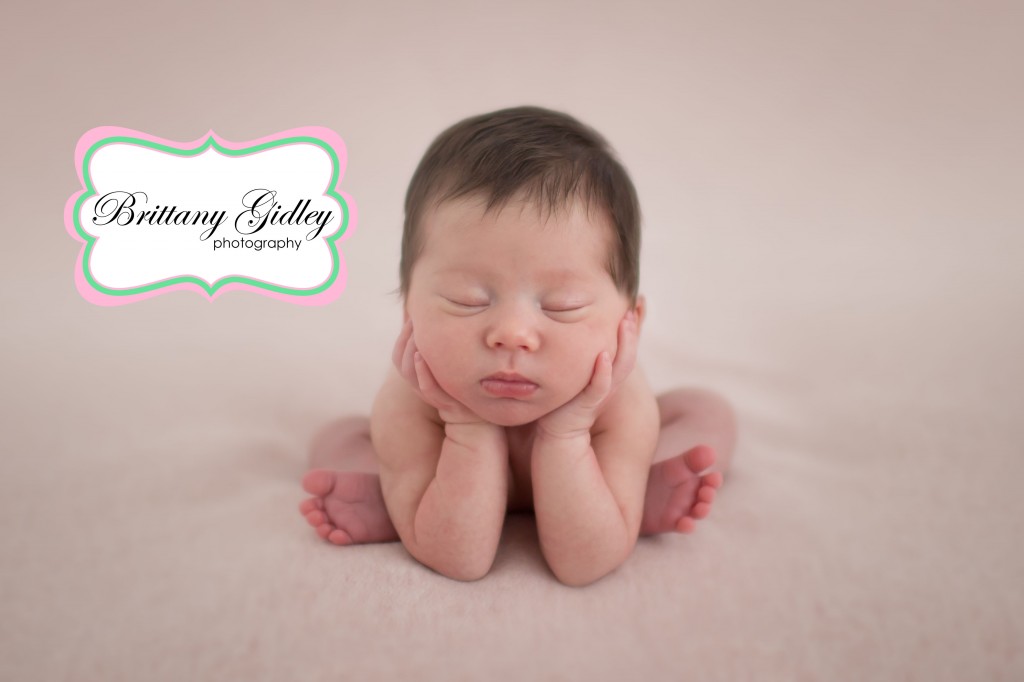 Froggy Pose | Brittany Gidley Photography LLC