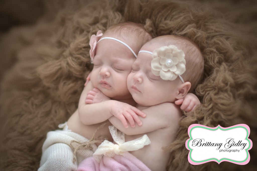 Details | Twins | Newborns | Flokati | Brown Pink Cream | Brittany Gidley Photography LLC