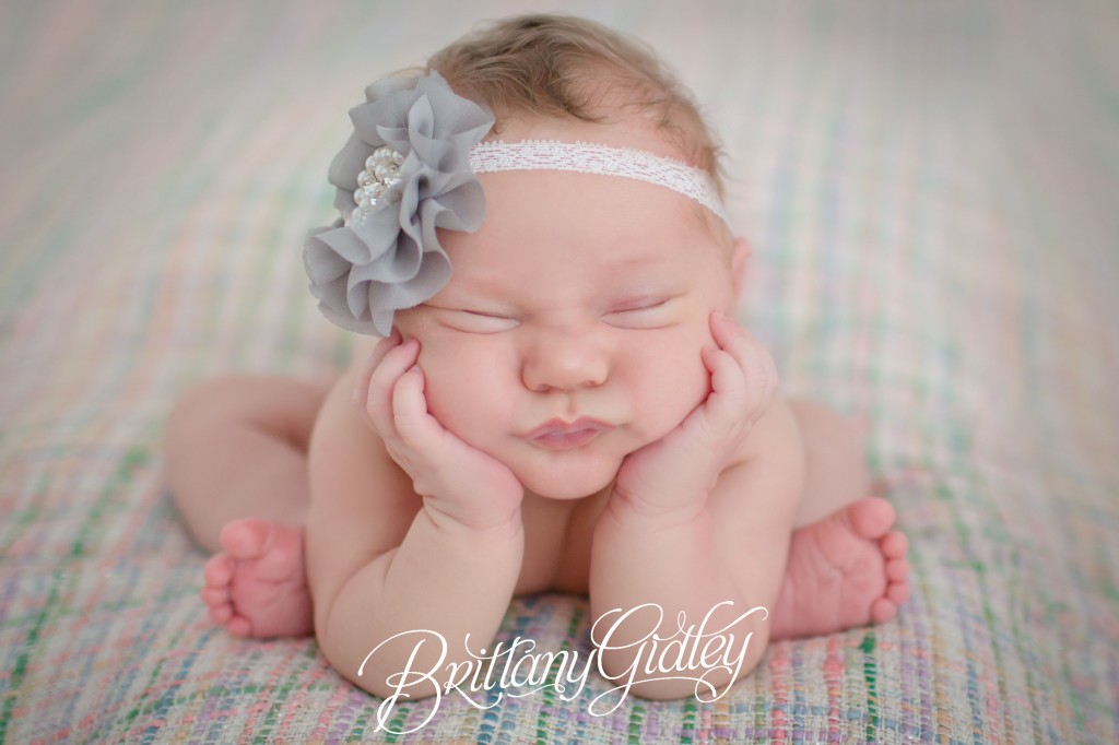 Newborn Baby | Gray | Froggy Pose | Newborn Posing
