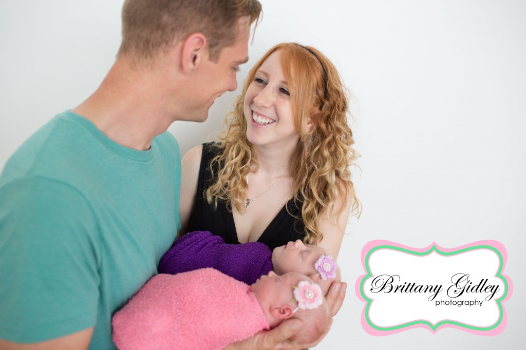Family | Twins | Twin Posing | Brittany Gidley Photography LLC