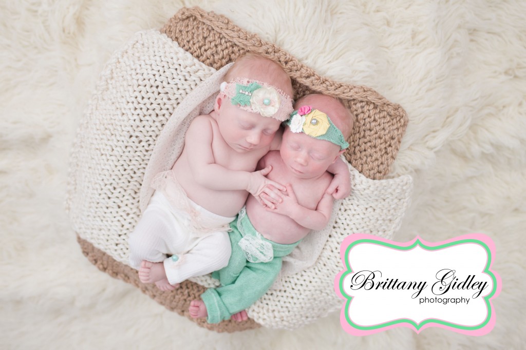 Twins | Twin Posing | Flokati | Brittany Gidley Photography LLC