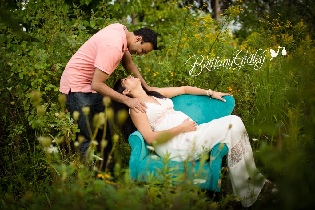 Maternity Pictures | Akron | Cleveland | Pregnancy | Love | Baby Bump | Start With The Best | Brittany Gidley Photography LLC