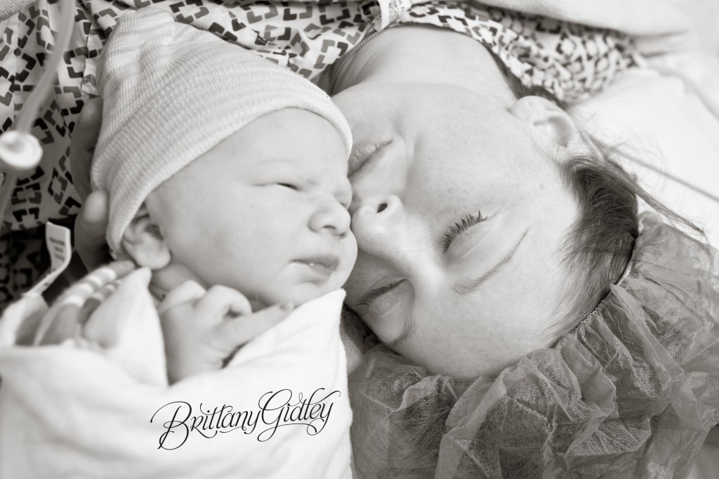 Newborn | Birth | Images | New Born Baby | Just Born | Newborn Baby | Photography | Fairview Ohio | Cleveland | Birth Photography | Birth Photographer
