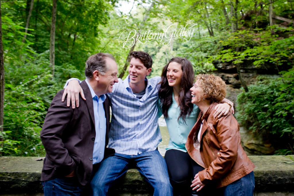 Family Session | Family Portrait | Stone | Fortier Park | Olmsted Falls | Ohio | Covered Bridge