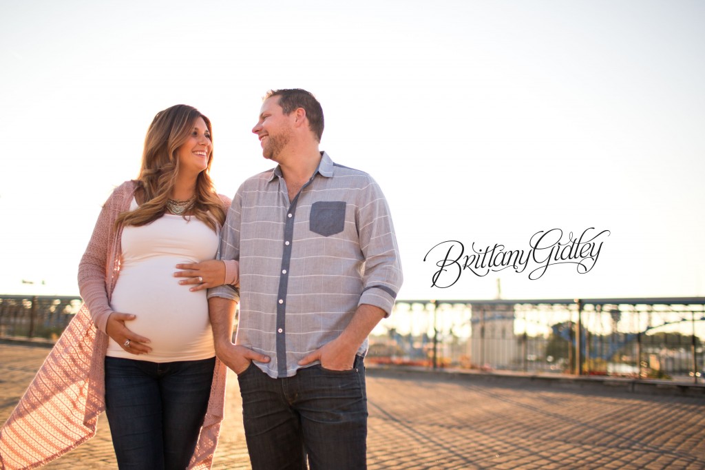 Golden Hour Maternity | Viaduct Bridge | Cleveland OH | Urban Maternity Session | Brittany Gidley Photography LLC | Maternity Posing Inspiration