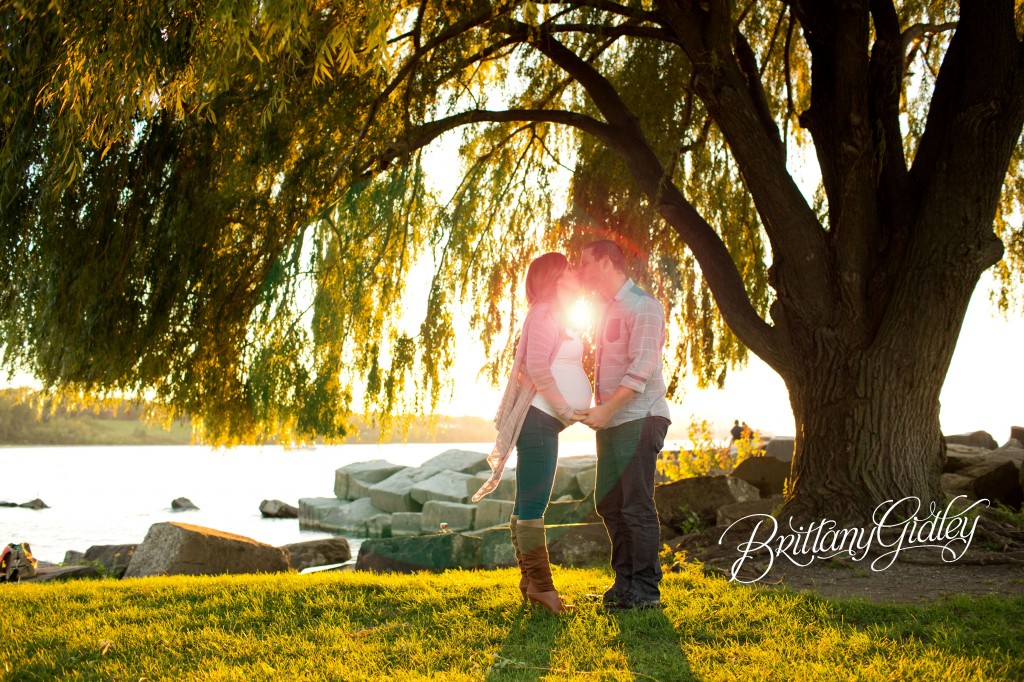 Golden Hour Maternity | Edgewater Park | Cleveland OH |Maternity Session | Brittany Gidley Photography LLC | Maternity Posing Inspiration | Posing | Pregnancy