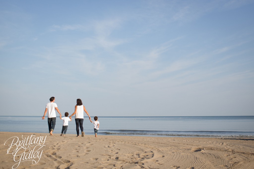 Family Beach Session | Beach | Cleveland Ohio | Family | Brothers