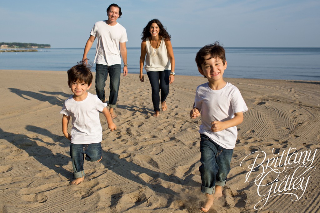 Family Beach Session | Beach | Cleveland Ohio | Family | Brothers