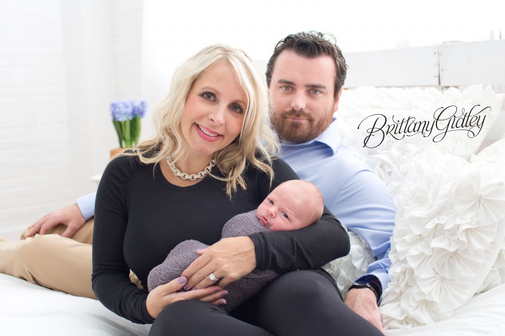 White | Studio | Newborn | Love | Brittany Gidley Photography LLC 