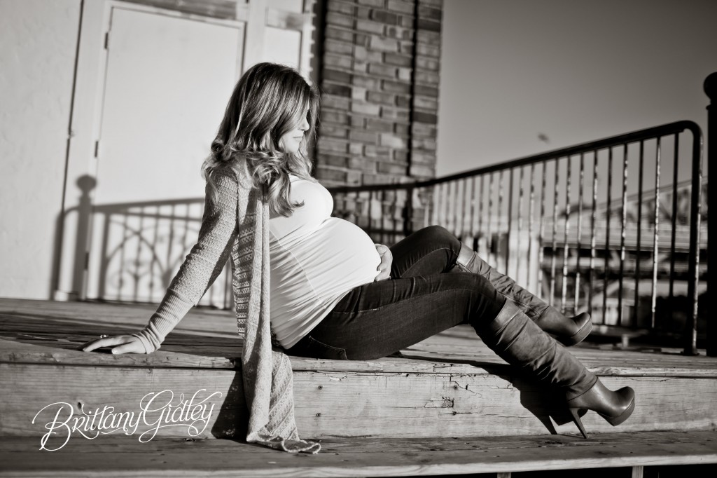 Brittany Gidley Photography LLC | Maternity Posing Inspiration | Posing | Pregnancy