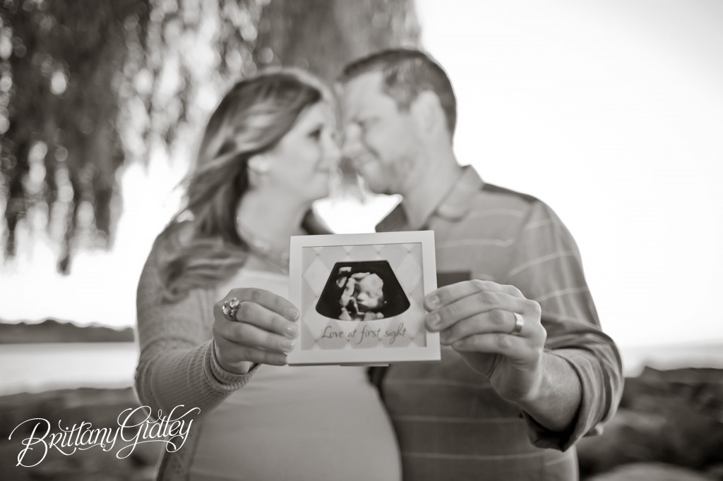Brittany Gidley Photography LLC | Maternity Posing Inspiration | Posing | Pregnancy | Lake Erie | Shoreline | Adorable