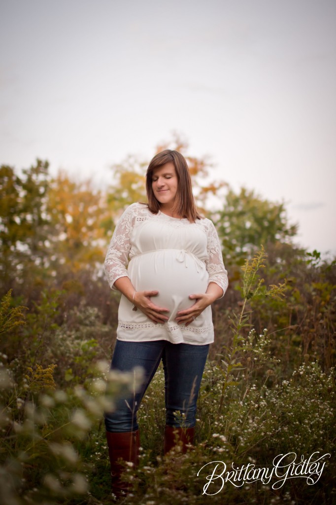 Autumn | Maternity Photographer | Love | Fall | Pregnancy | Baby Belly | Brittany Gidley Photography LLC