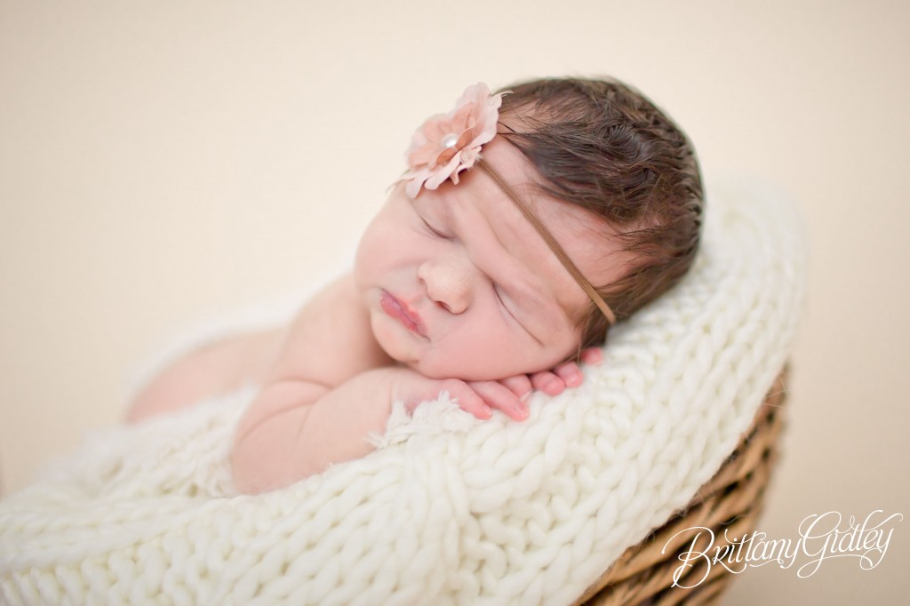 Baby Girl | Seamless | Chunk | Cream | Blush | Knits | Brittany Gidley Photography LLC | Newborn