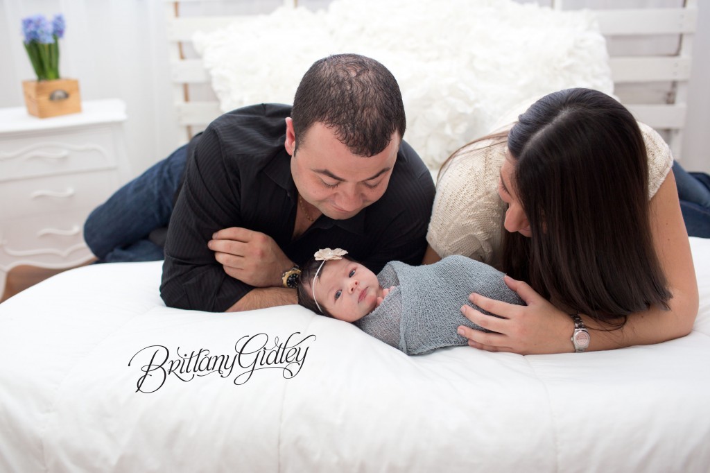 White | Newborn | Posing | Newborn Inspiration | Family Pose | Brittany Gidley Photography LLC | Newborn