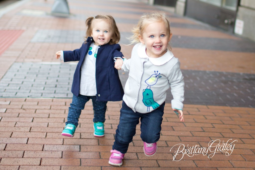 Downtown Family | Cleveland Ohio | Sisters | Downtown Cleveland | Ohio | Brittany Gidley Photography LLC