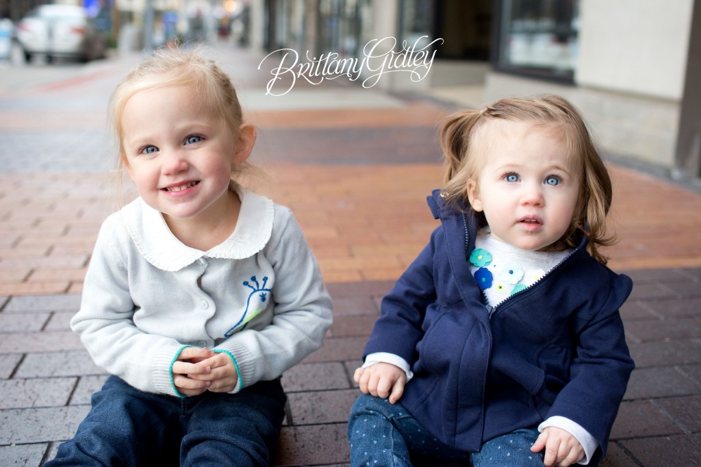 Cleveland Ohio | Little Sister | Big Sister | Sister | Downtown Cleveland | Ohio | Brittany Gidley Photography LLC 