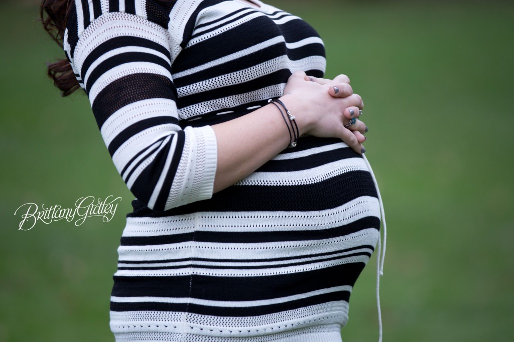 Cleveland Maternity Photographer | Maternity Photos | Pregnancy Pictures | Fall | Brittany Gidley Photography LLC