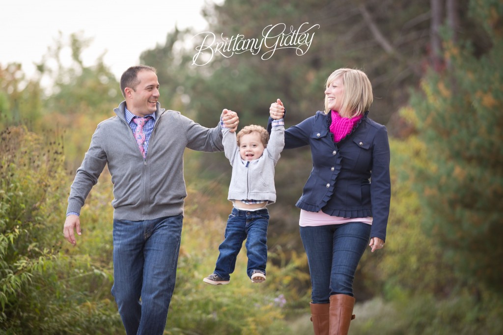 Family Fun | Fall Colors | What to Wear | 18 Months | Autumn | Akron Ohio | Brittany Gidley Photography LLC