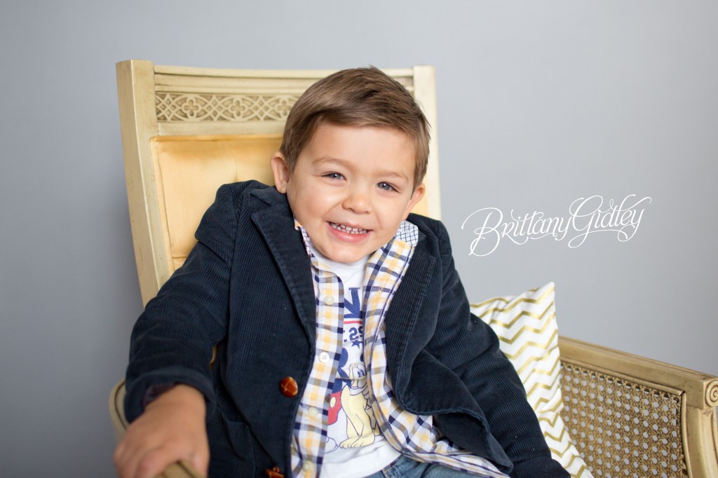Cleveland Christmas Mini Sessions | Brittany Gidley Photography LLC | Start With The Best www.brittanygidleyphotography.com