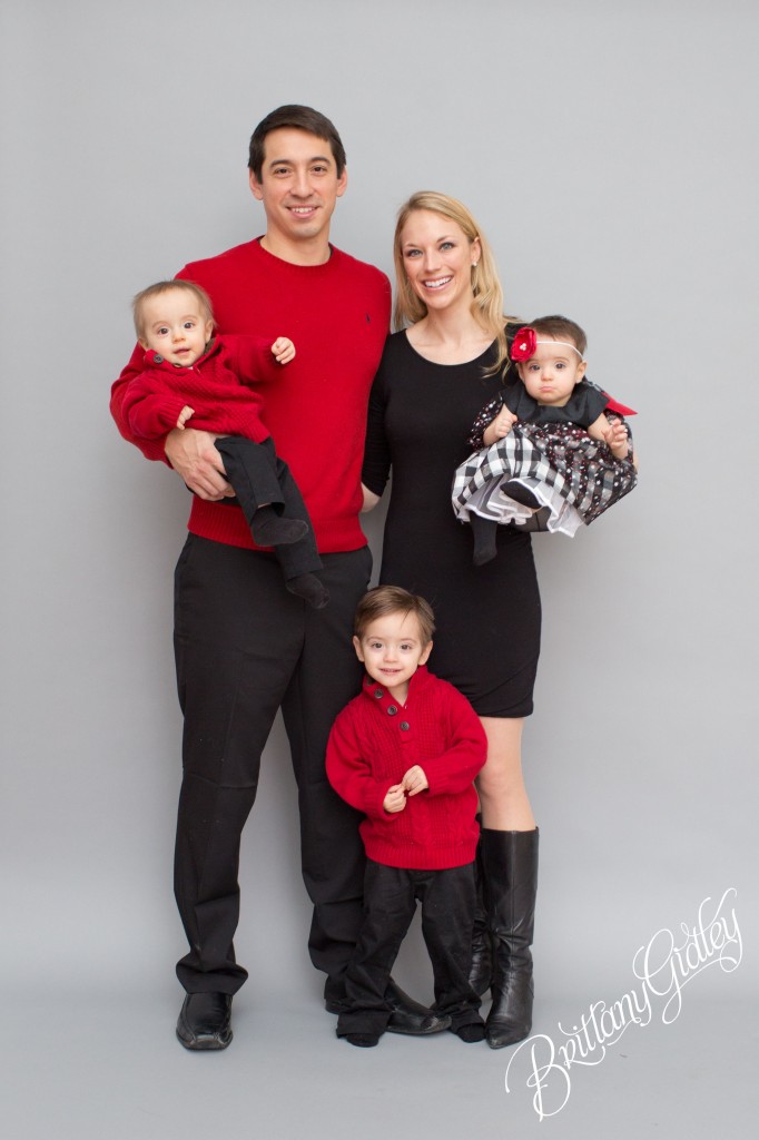 Christmas Mini Sessions | Brittany Gidley Photography LLC | Start With The Best www.brittanygidleyphotography.com