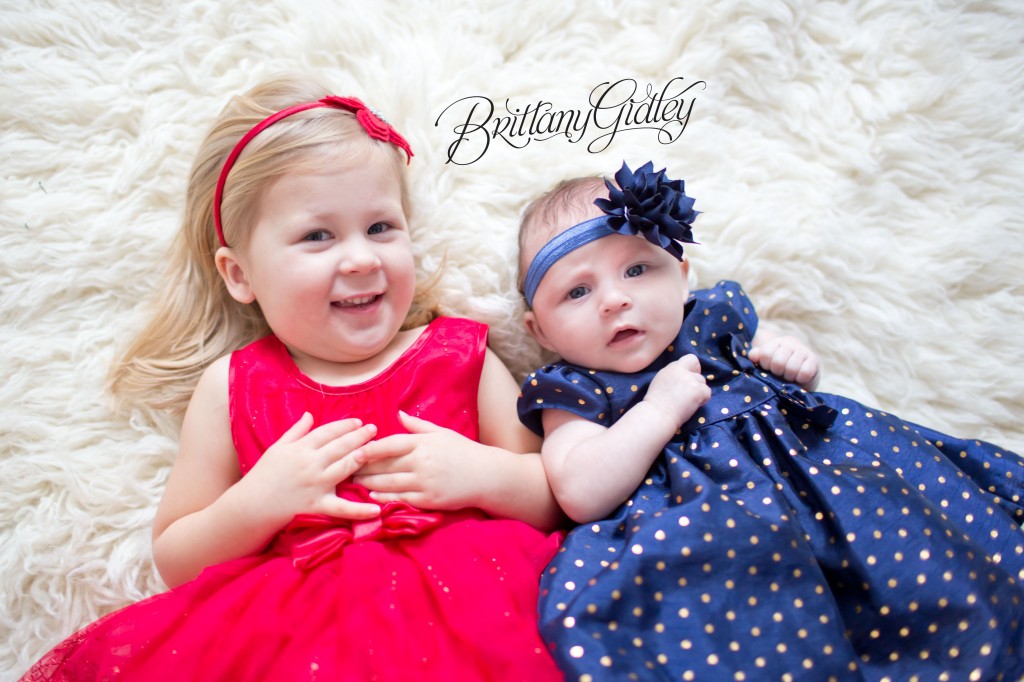 Cleveland Christmas Mini Sessions | Brittany Gidley Photography LLC | Start With The Best www.brittanygidleyphotography.com