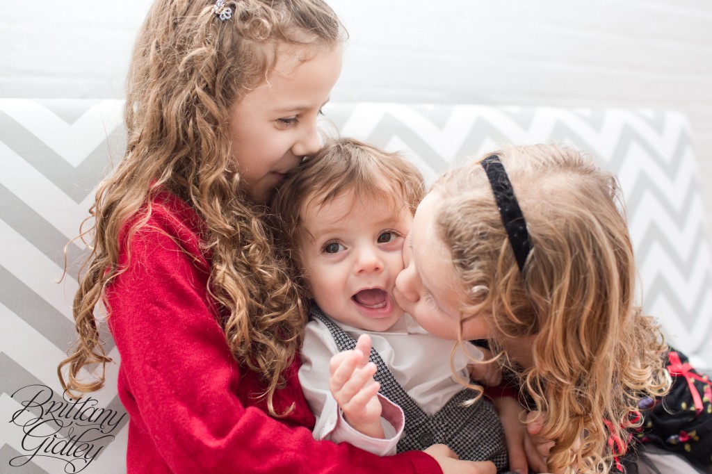Christmas Mini Sessions | Brittany Gidley Photography LLC | Start With The Best www.brittanygidleyphotography.com