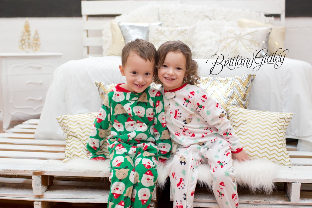 Extended Family Pictures | Seamless | Love | Cousins | Brittany Gidley Photography LLC | Start With The Best