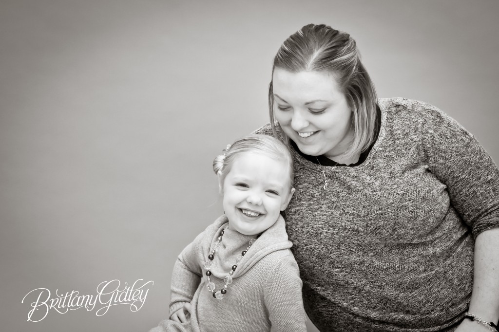Child Photographer | Start With The Best | Brittany Gidley Photography LLC | www.brittanygidleyphotography.com | Mother and Daughter | Black and White
