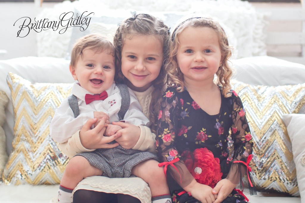 Christmas Mini Sessions | Brittany Gidley Photography LLC | Start With The Best www.brittanygidleyphotography.com