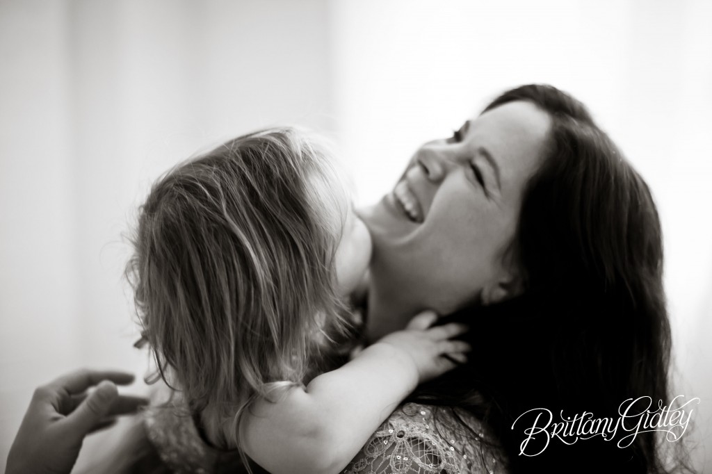 Holiday Pictures | Homecoming | Love | Mother and Daughter | Brittany Gidley Photography LLC