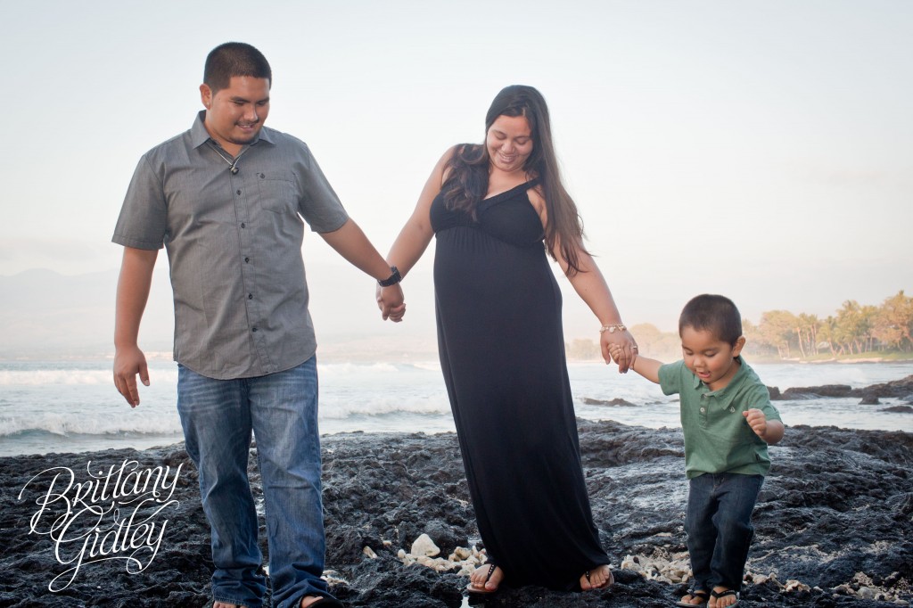 Hawaii Maternity | Hawaii Maternity Photography | Pregnancy Hawaiian | Start With The Best | Brittany Gidley Photography LLC | Puako | Beach