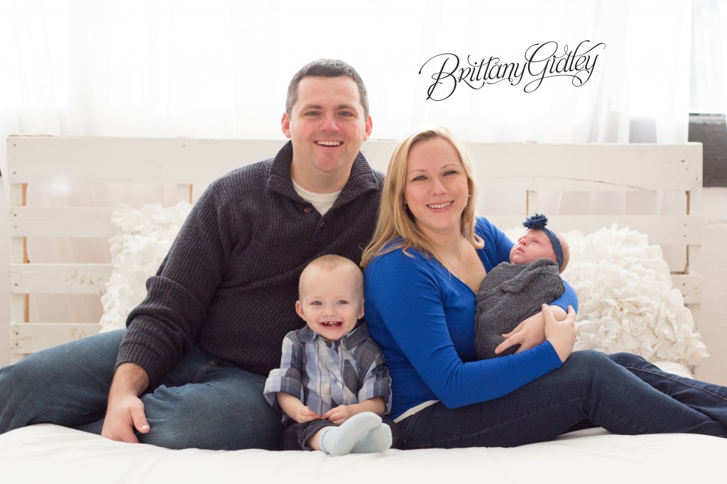 Family Newborn Photographer | Brittany Gidley | Start With The Best | Cleveland Ohio
