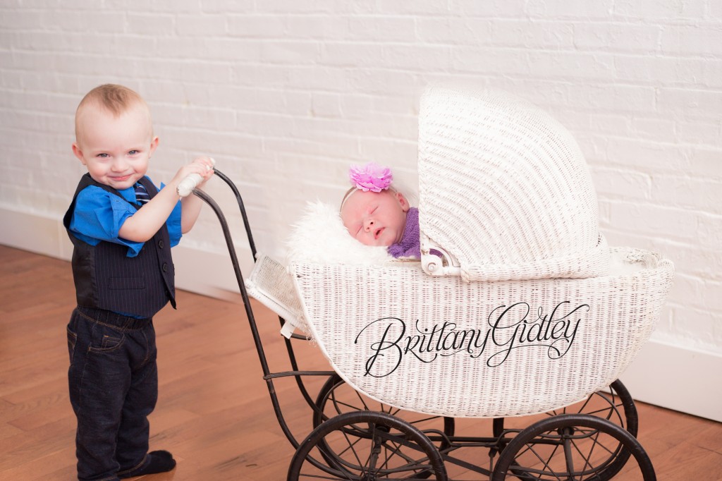 Family Newborn Photographer | Brittany Gidley | Start With The Best | Cleveland Ohio