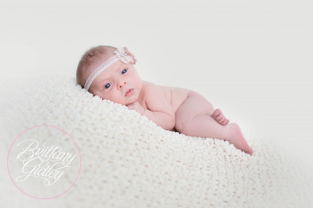 Cleveland Newborn Studio | Little Sister | Start With The Best | Brittany Gidley Photography LLC