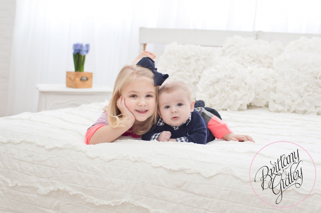 4 Month Old Baby | Siblings | Baby Photography | Baby Photographer | Inspiration | Brittany Gidley Photography LLC | Start With The Best