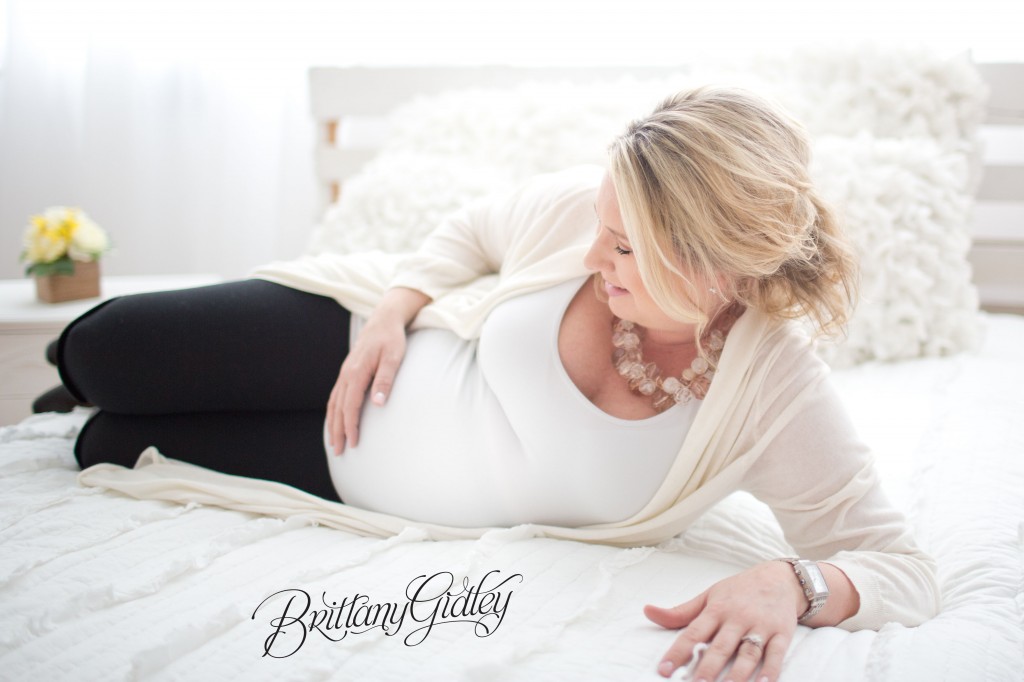 Cleveland Maternity Photographer | Maternity Photography | Start With The Best | Maternity Inspiration | Pregnancy | Pretty 